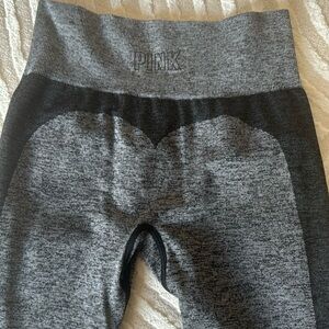 Pink seamless leggings